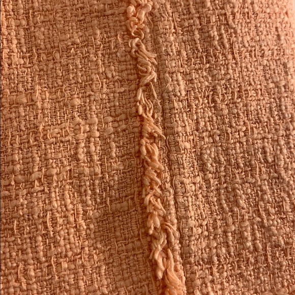 5 for 20 Kenar coral peach tweed mini skirt - Picture 5 of 9